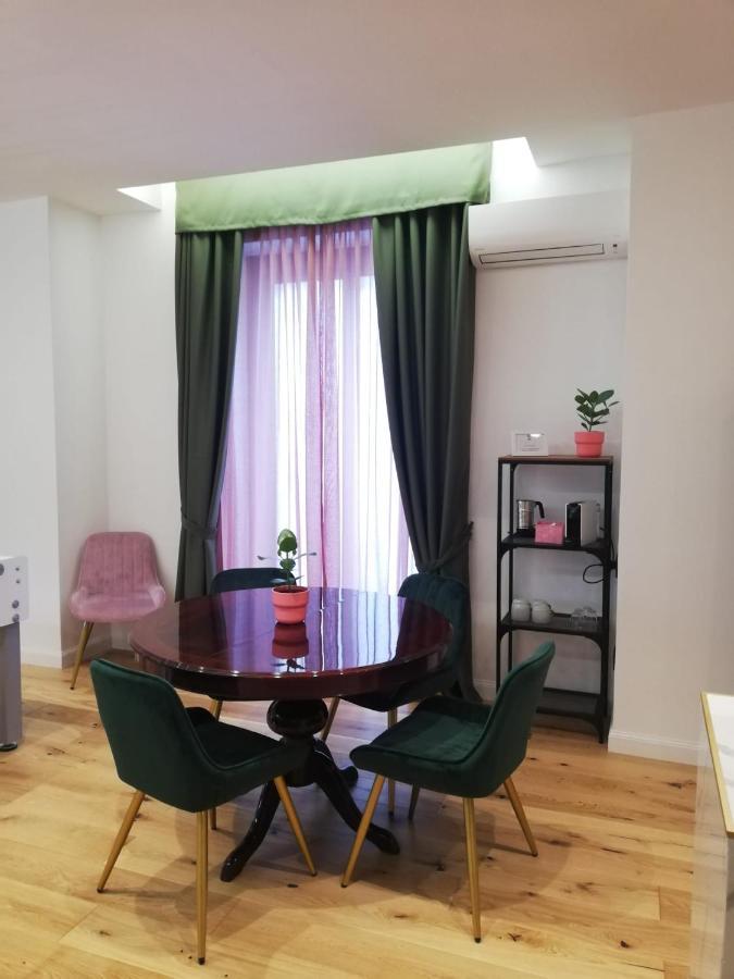 President Plaza Vip Suite Spa By Babylon Stay Νάπολη Εξωτερικό φωτογραφία
