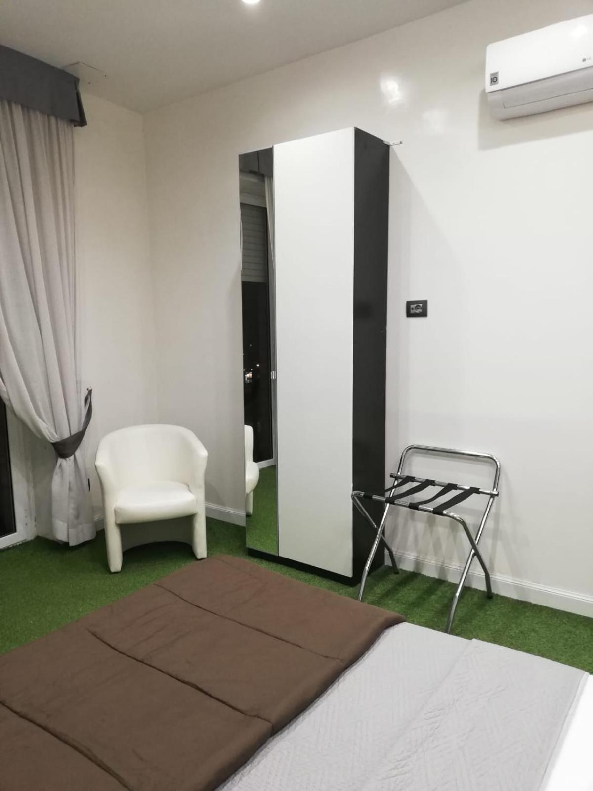 President Plaza Vip Suite Spa By Babylon Stay Νάπολη Εξωτερικό φωτογραφία