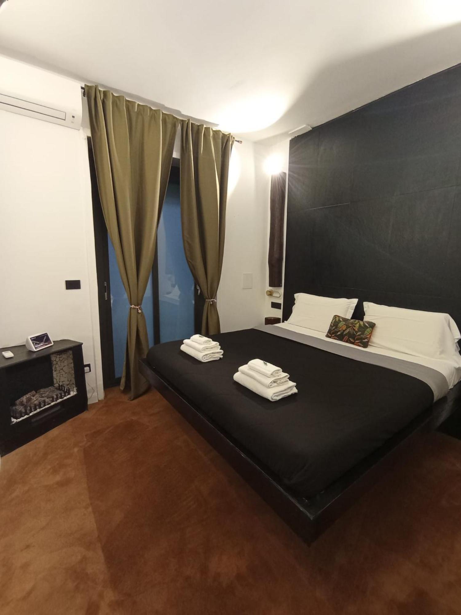 President Plaza Vip Suite Spa By Babylon Stay Νάπολη Εξωτερικό φωτογραφία