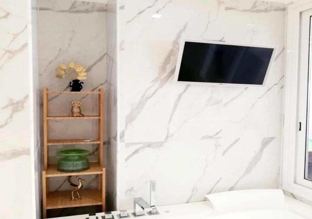 President Plaza Vip Suite Spa By Babylon Stay Νάπολη Εξωτερικό φωτογραφία