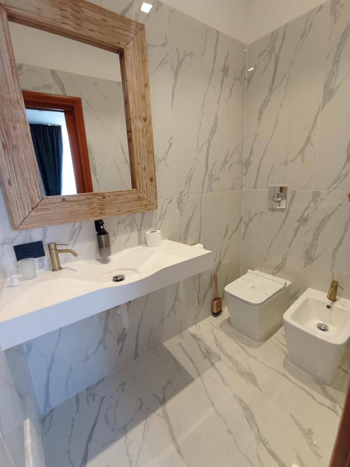 President Plaza Vip Suite Spa By Babylon Stay Νάπολη Εξωτερικό φωτογραφία